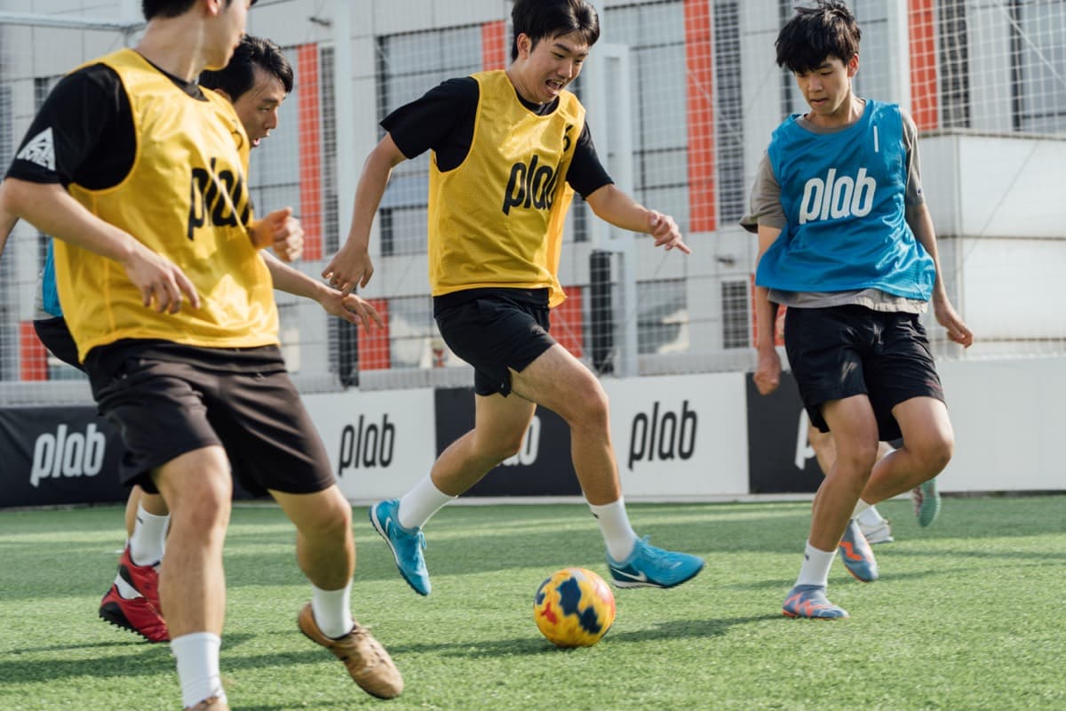 PLABでプレーする参加者たち